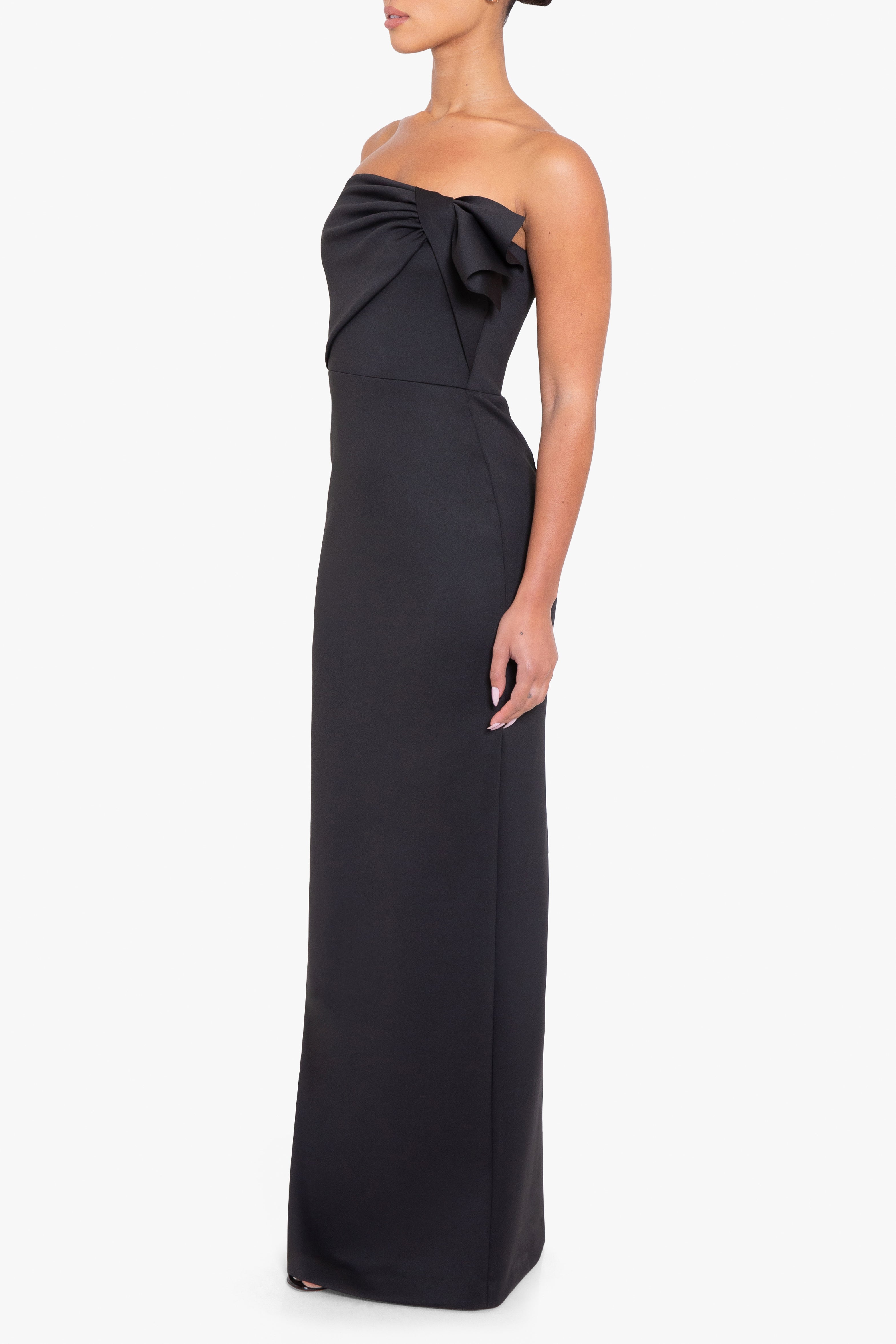 Black Halo Divina Gown in Pacific Blue | Size 2 Black Halo Divina Gown in Pacific Blue | Size 2