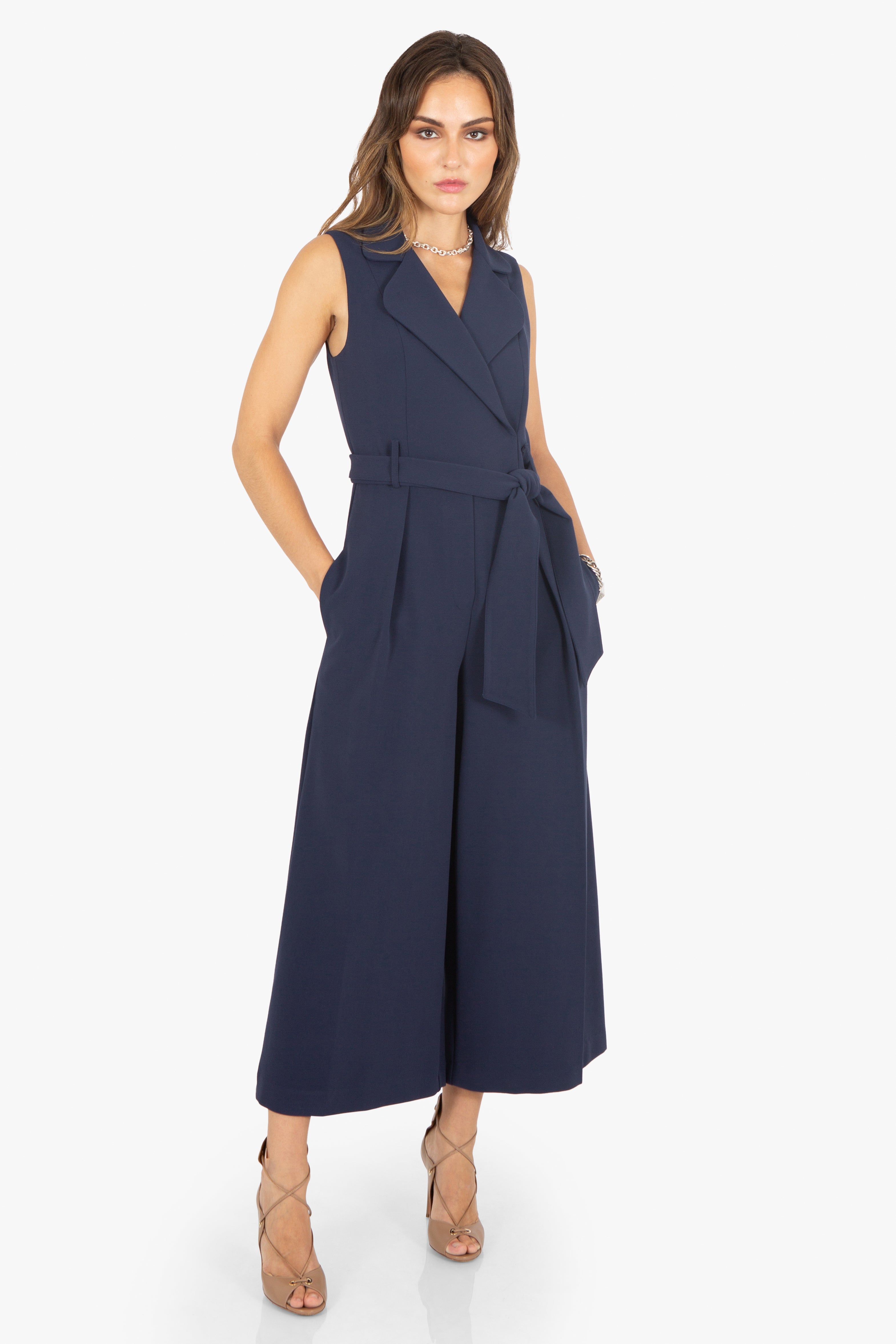 Black halo dana deals jumpsuit