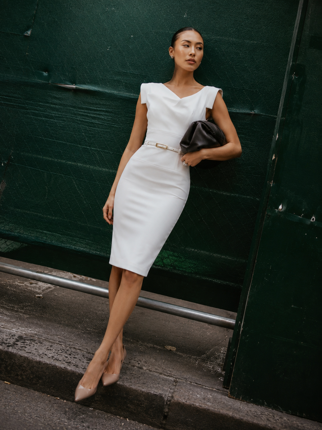 Classic Jackie O Sheath Dress | Black Halo Classic Jackie O Sheath Dress | Black Halo